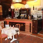Hotel Manoir De La Roche Torin, The Originals Relais