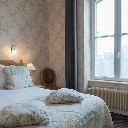 Hotel Manoir De La Roche Torin, The Originals Relais 3*