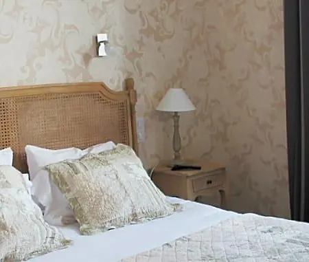 ホテル Manoir De La Roche Torin, The Originals Relais