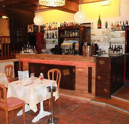 Hotel Manoir De La Roche Torin, The Originals Relais