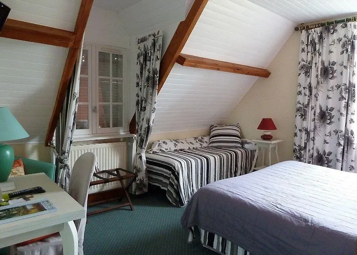 Manoir De La Roche Torin, The Originals Relais 3* Courtils